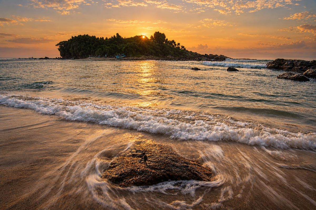 Blue Beach Island – Sunrise