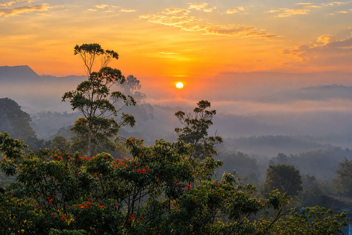 Sunrise into Central Highland